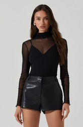 XS