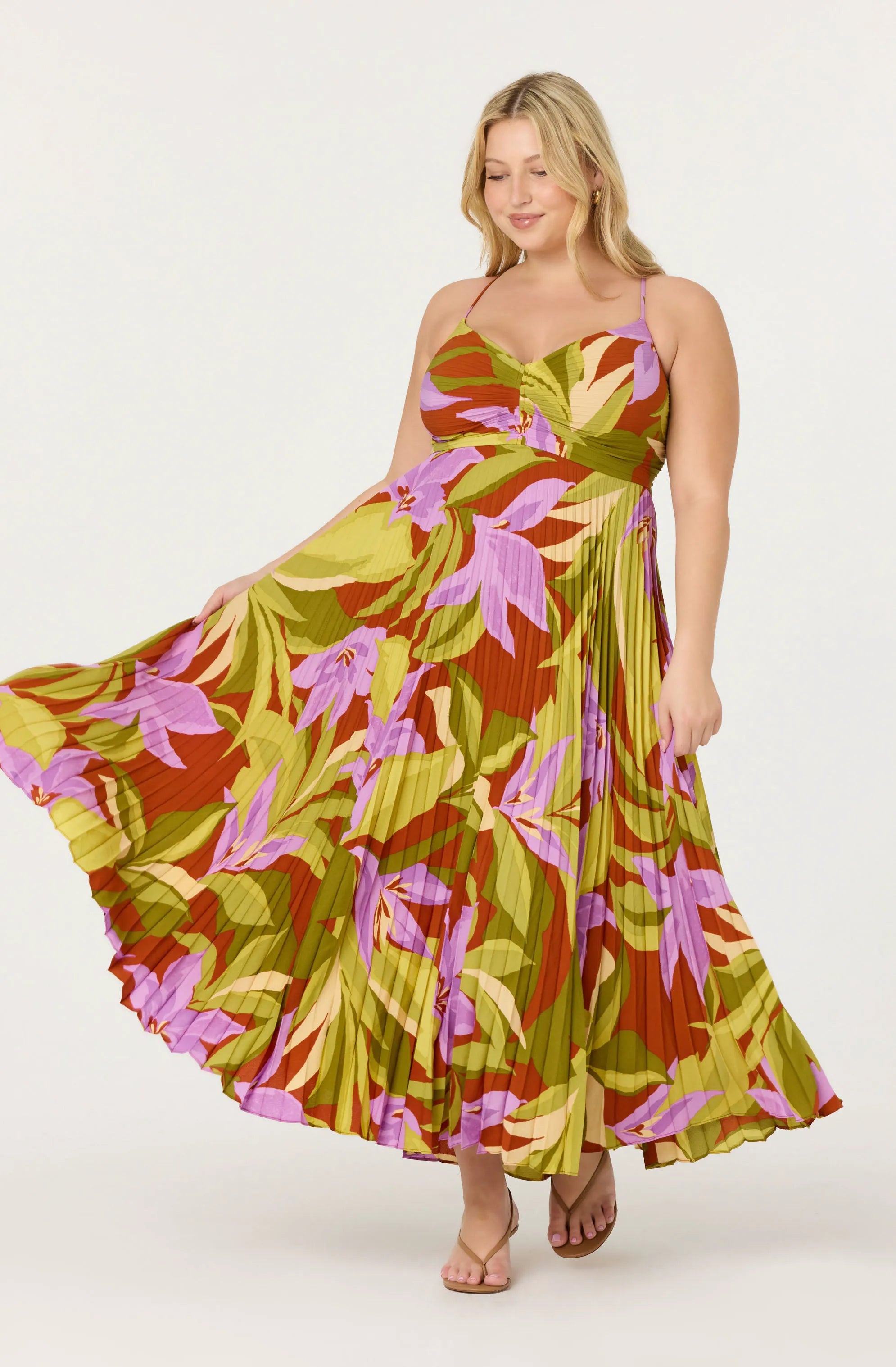 Plus Size - Green rust floral