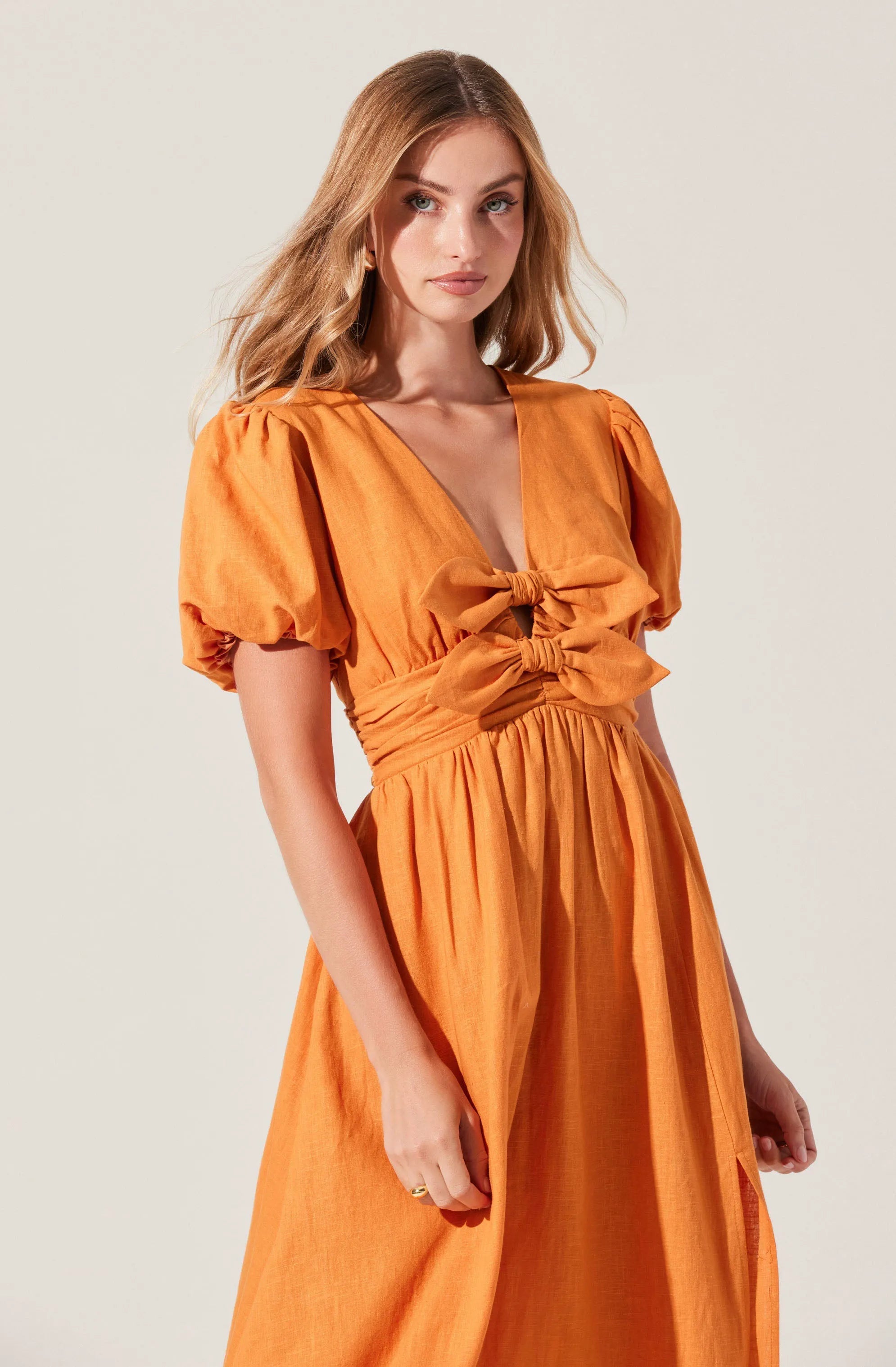 XS