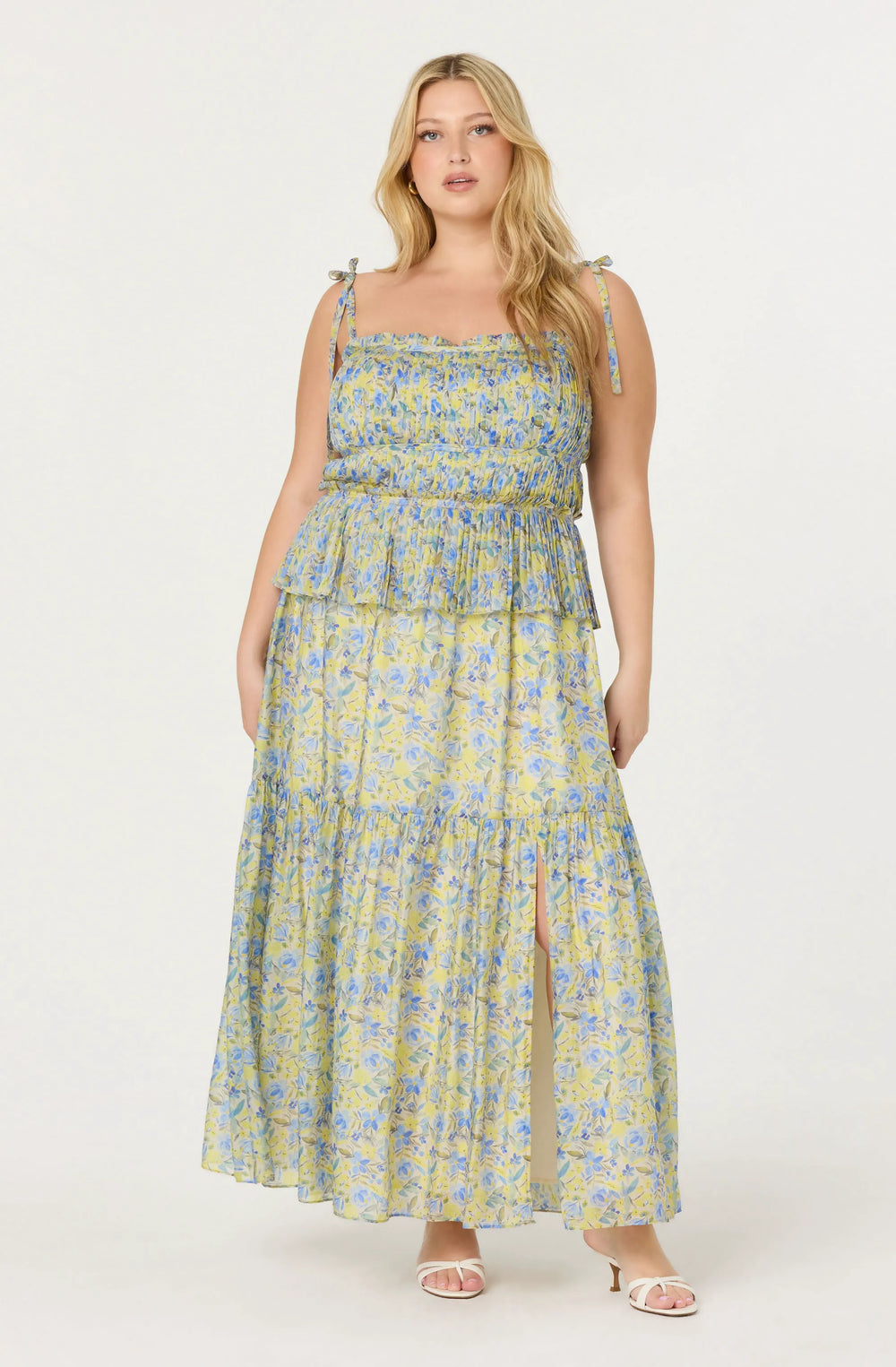 Plus Size - Blue yellow floral