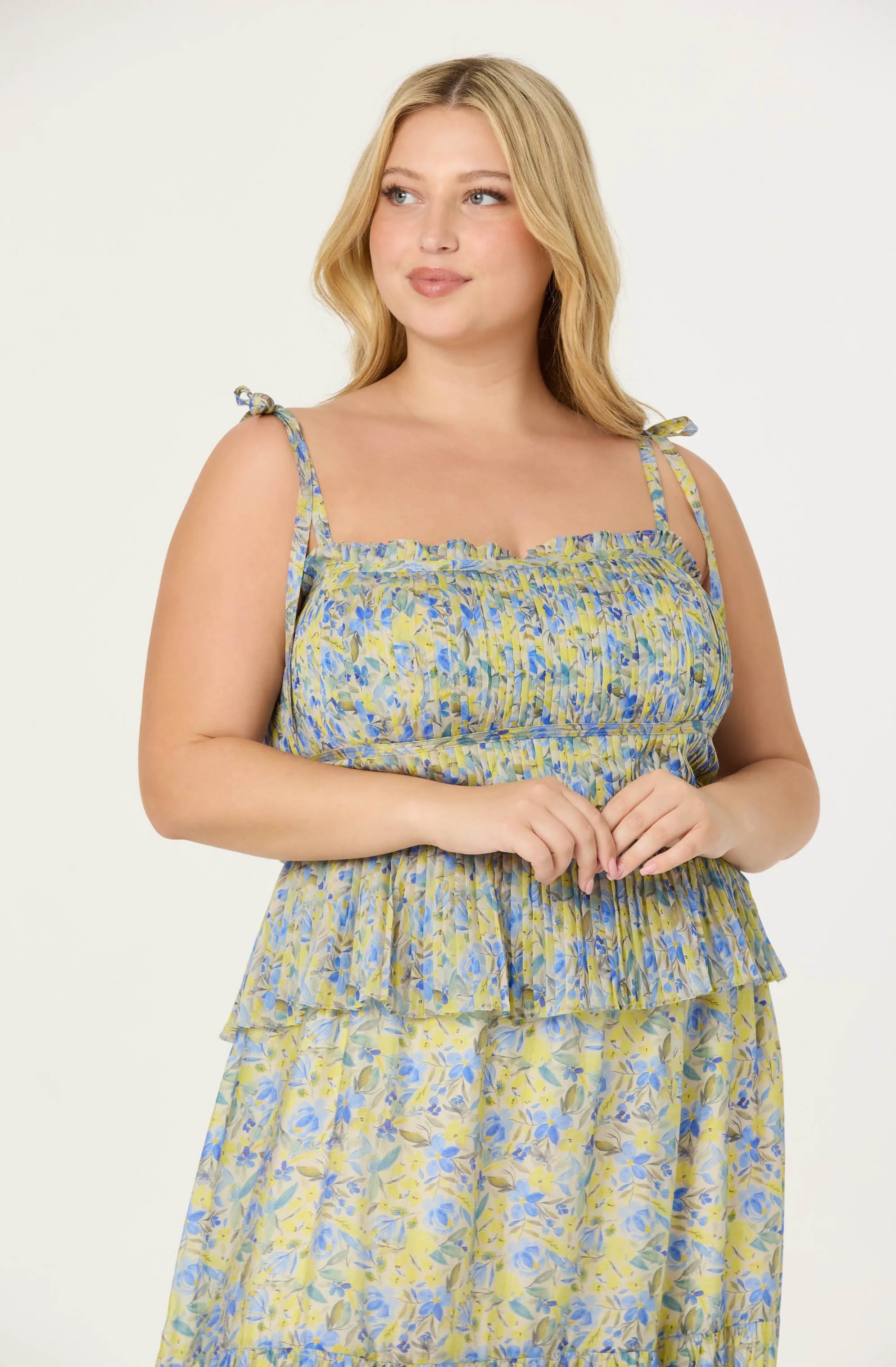 Plus Size - Blue yellow floral