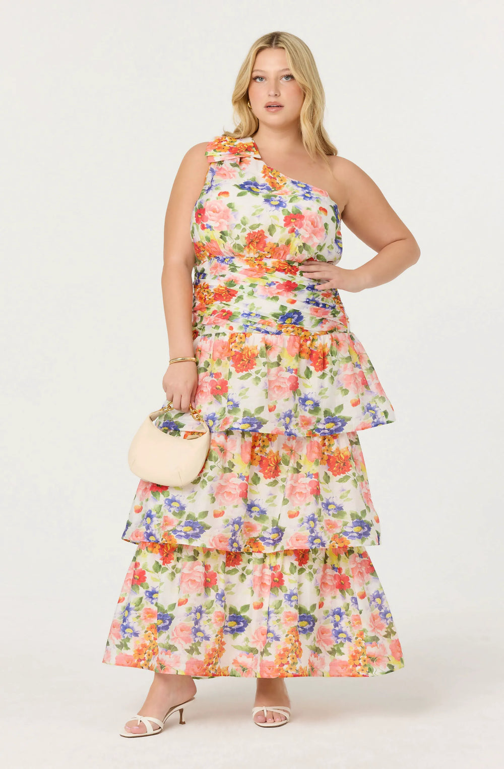 Plus Size - White coral floral
