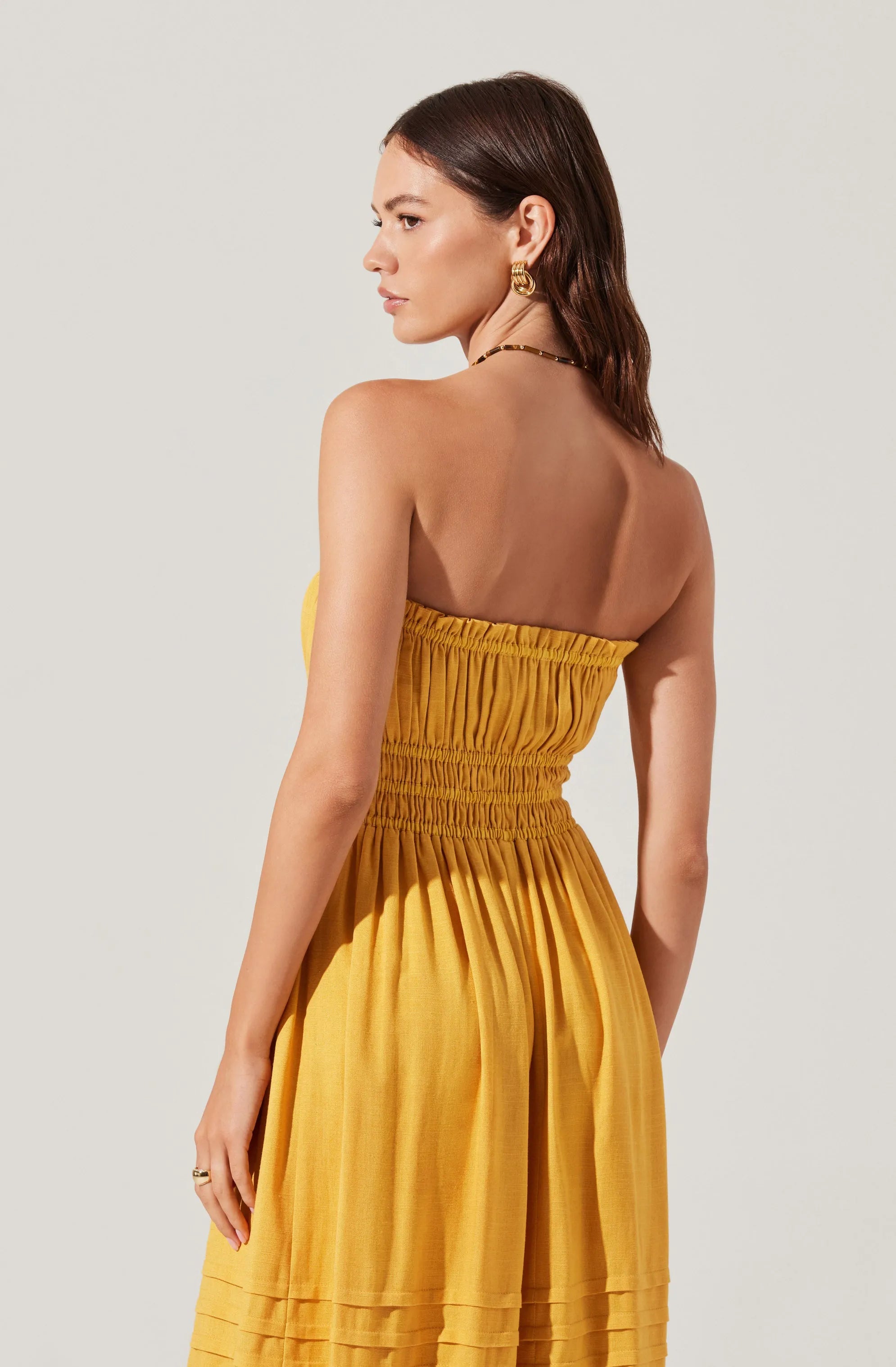 XS
