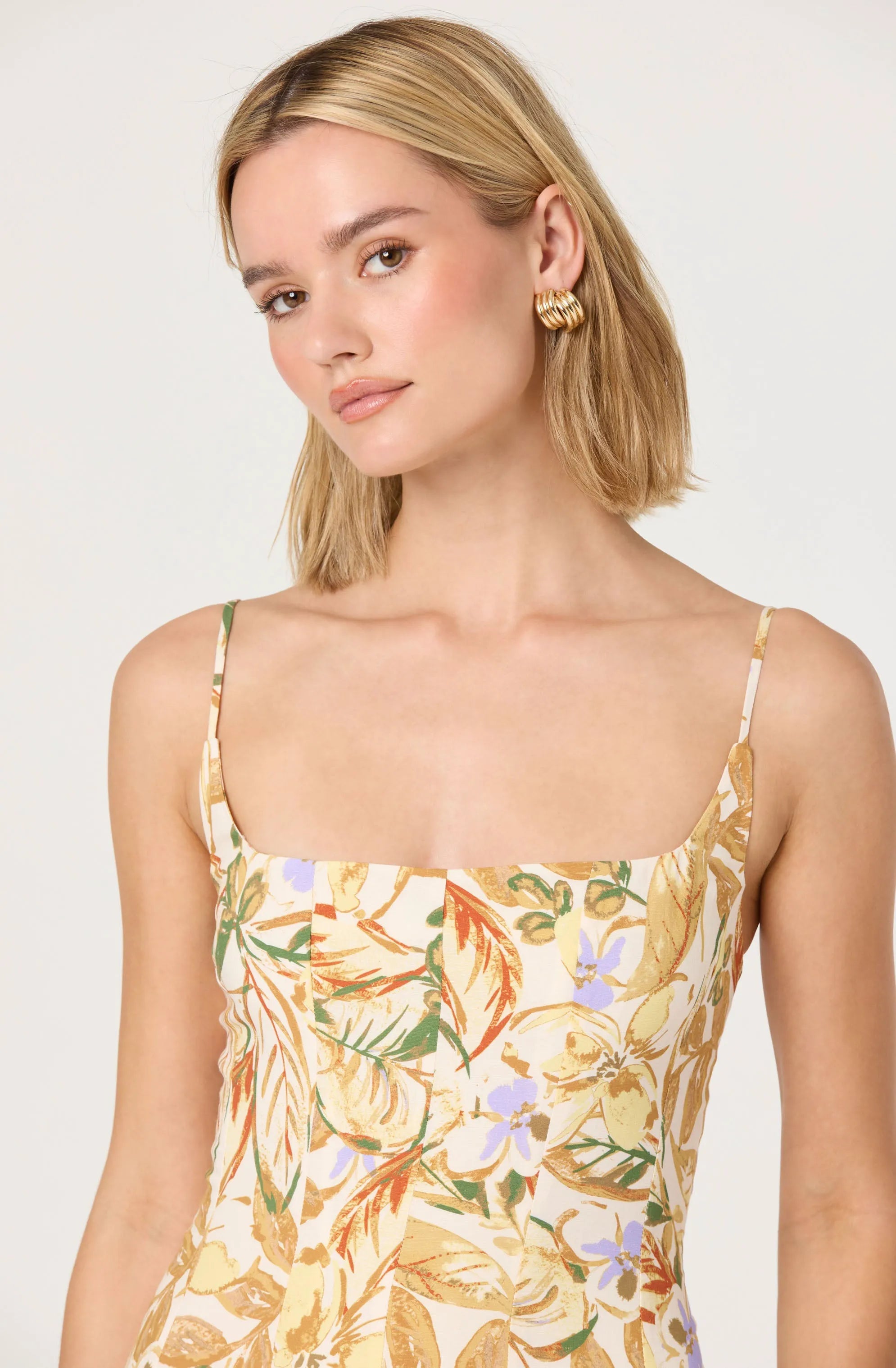 XS