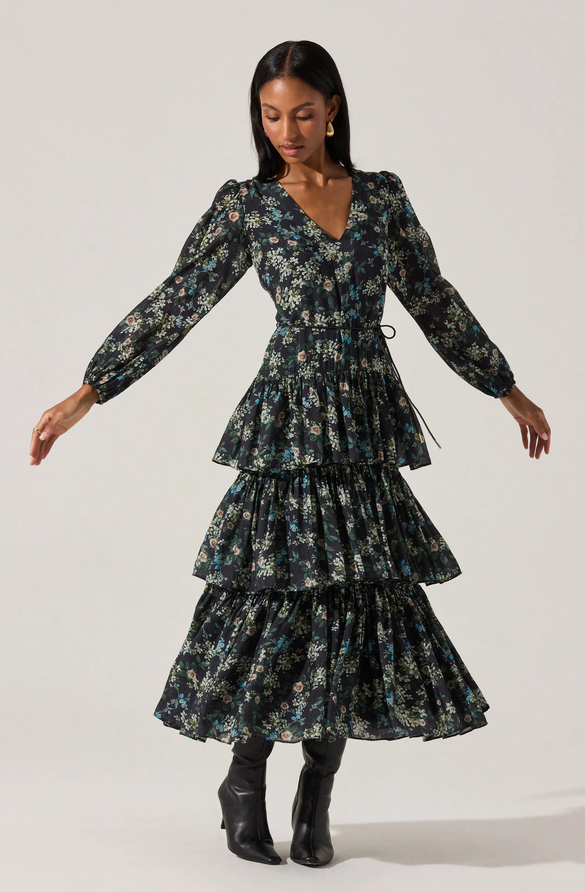 Black green floral