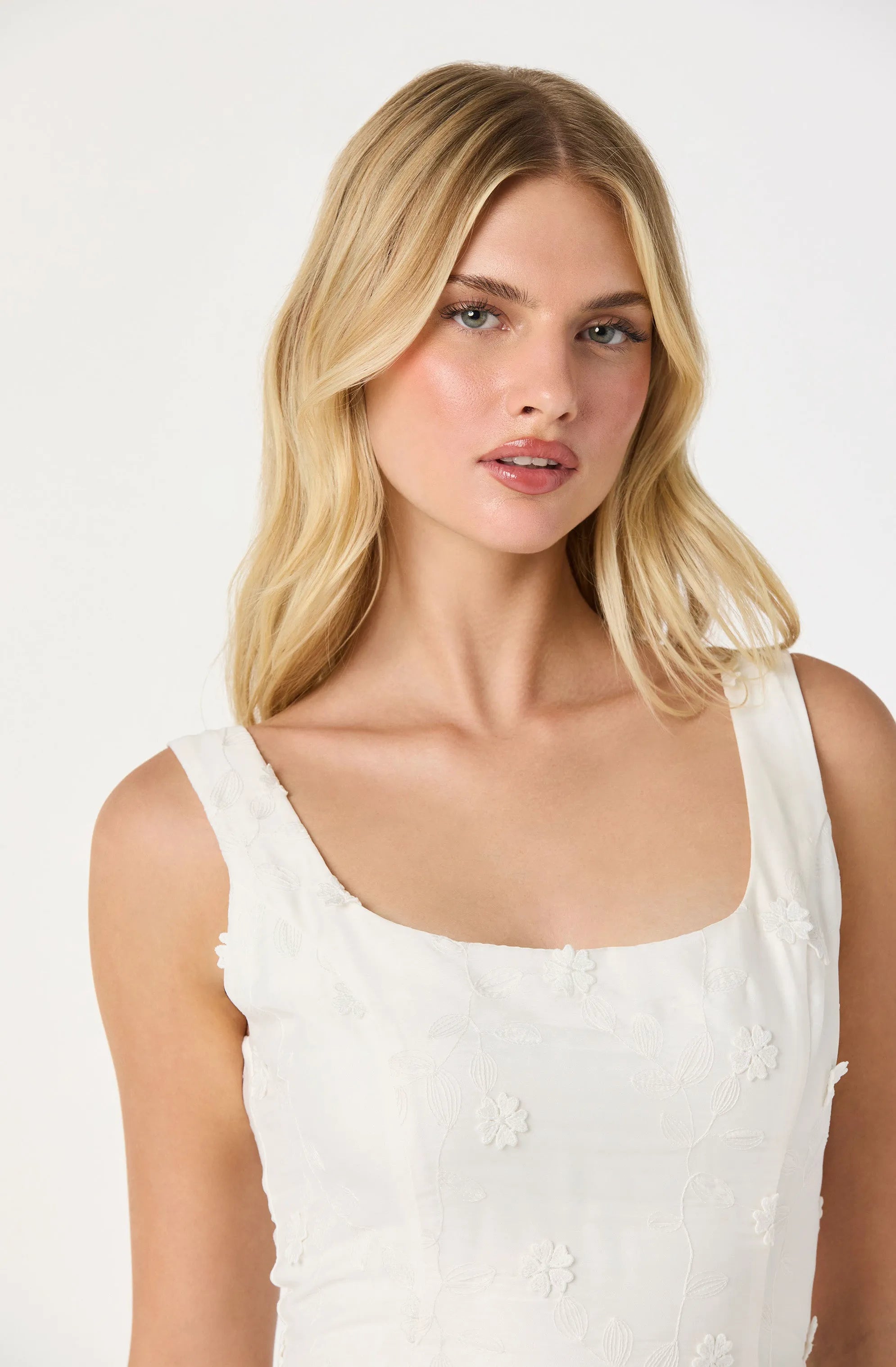 XS