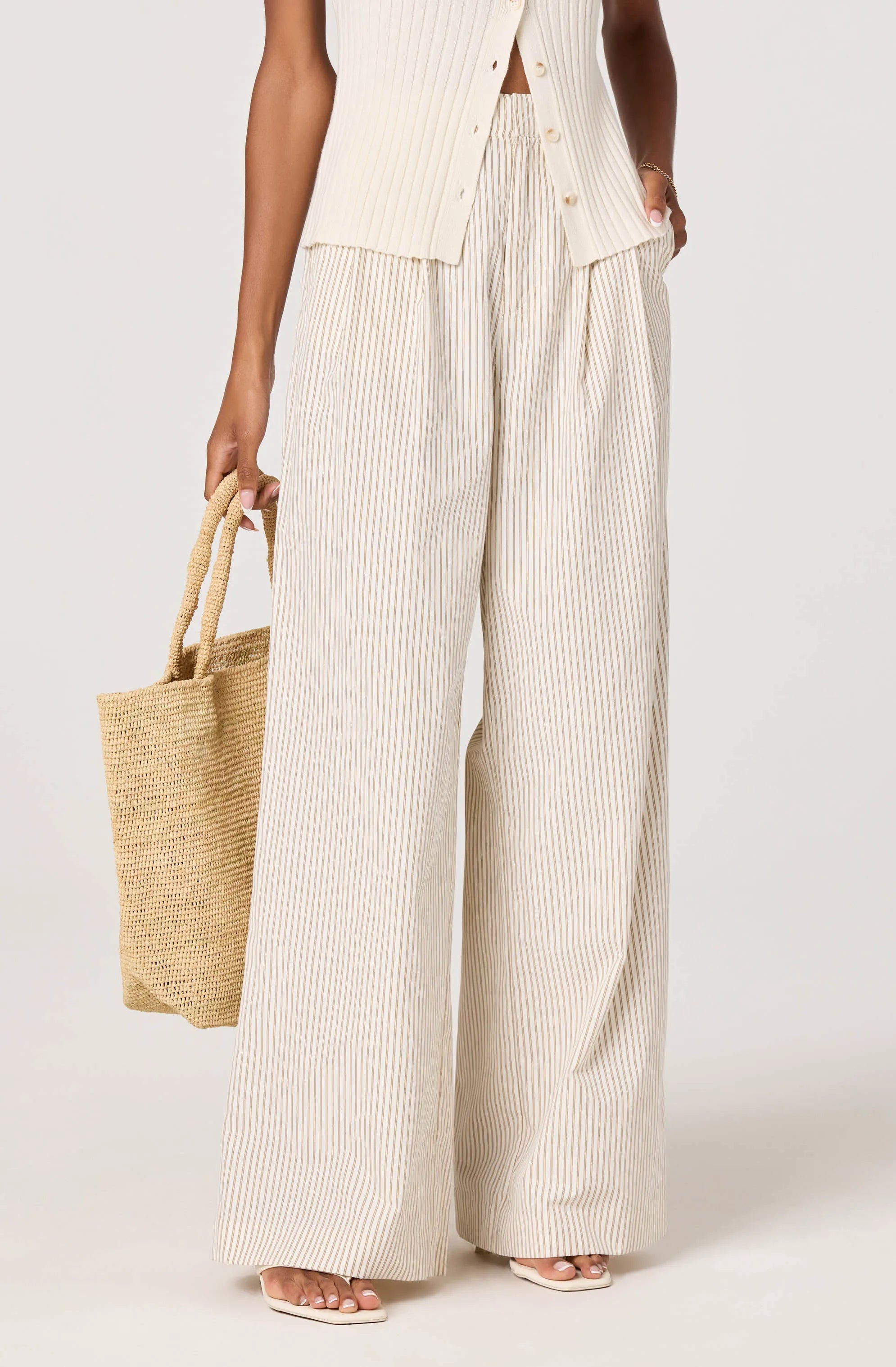 White brown stripe