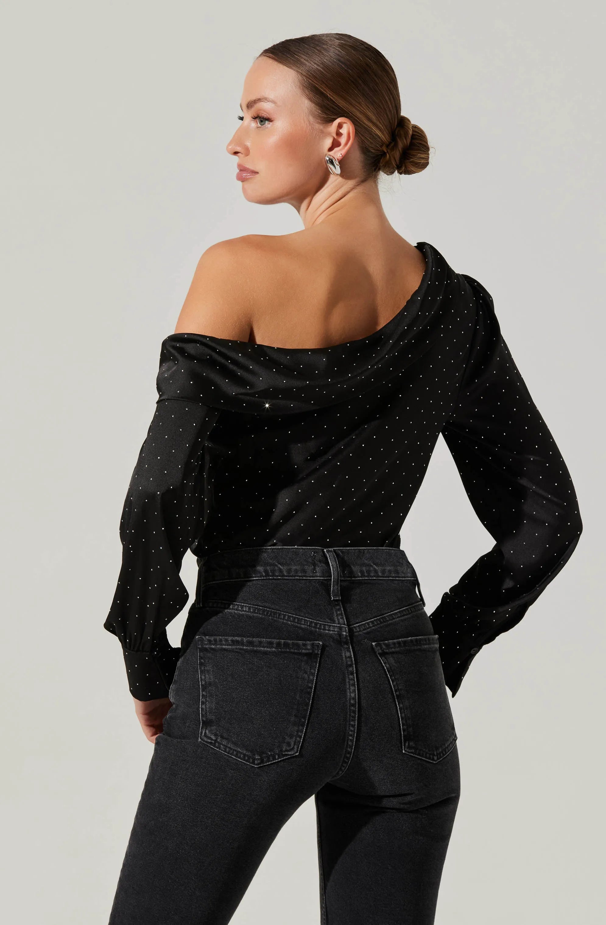 XS
