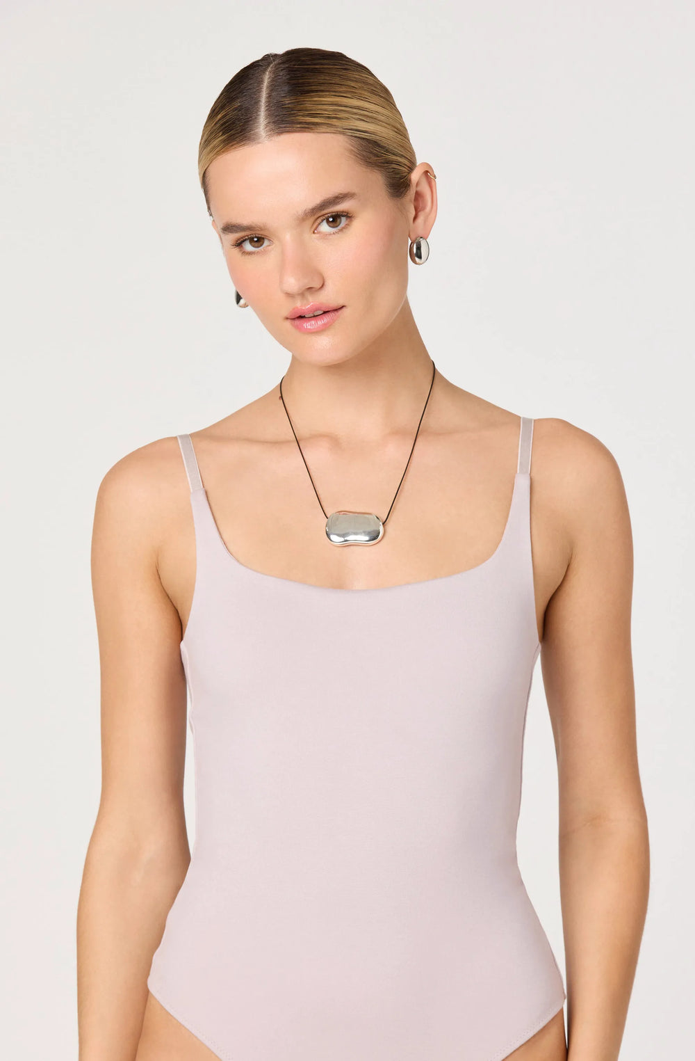 XS