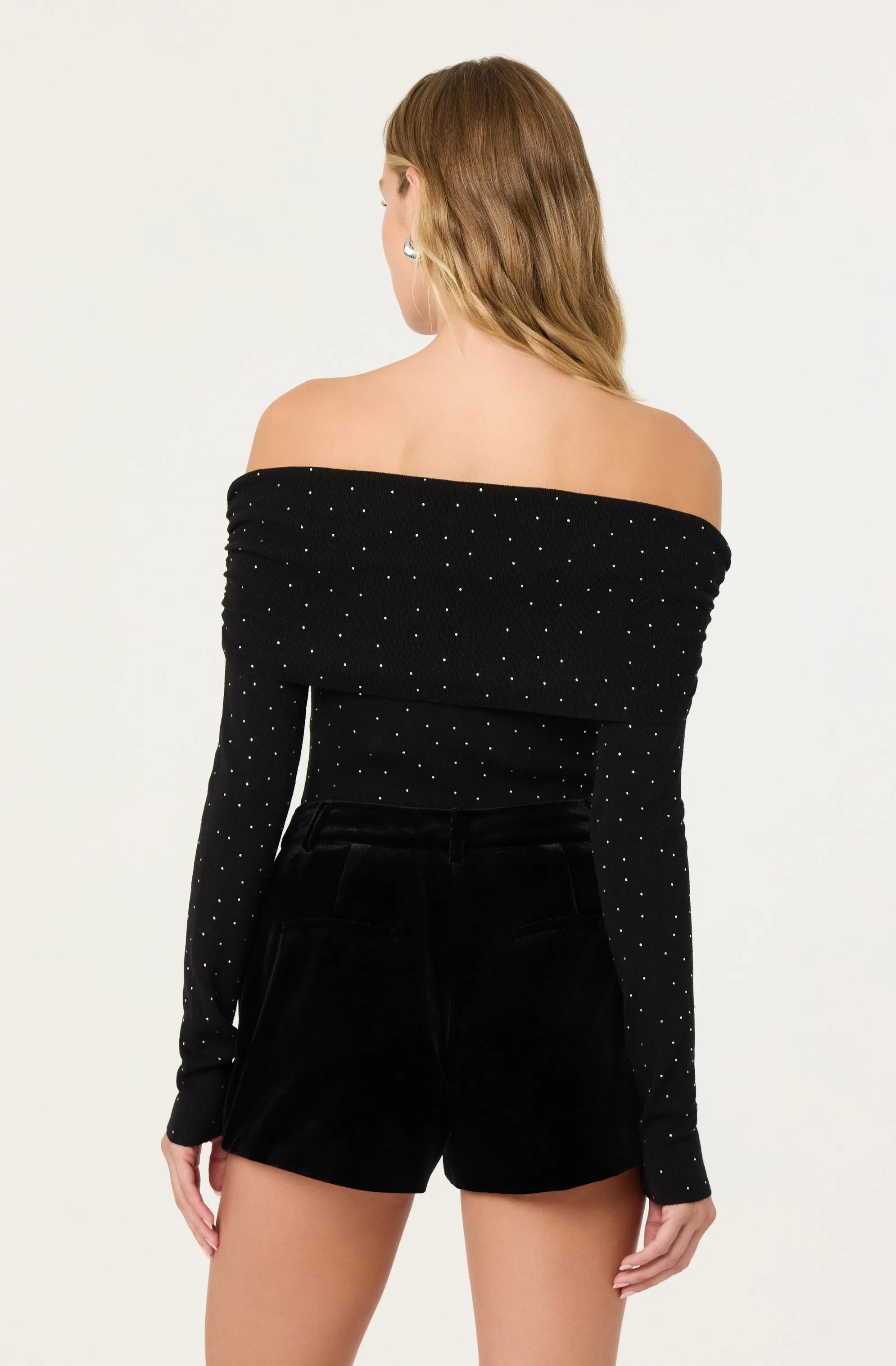 XS