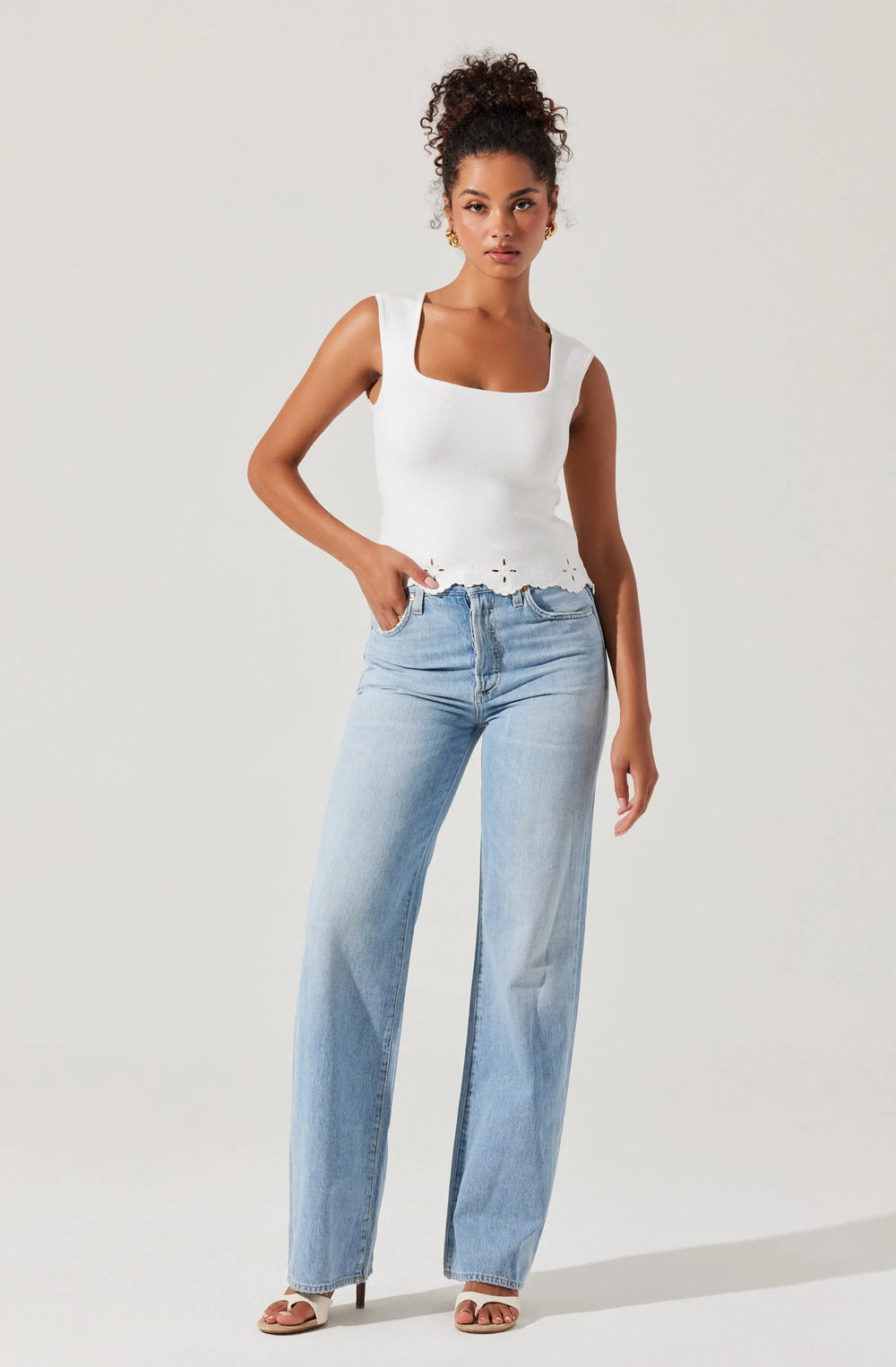 XS