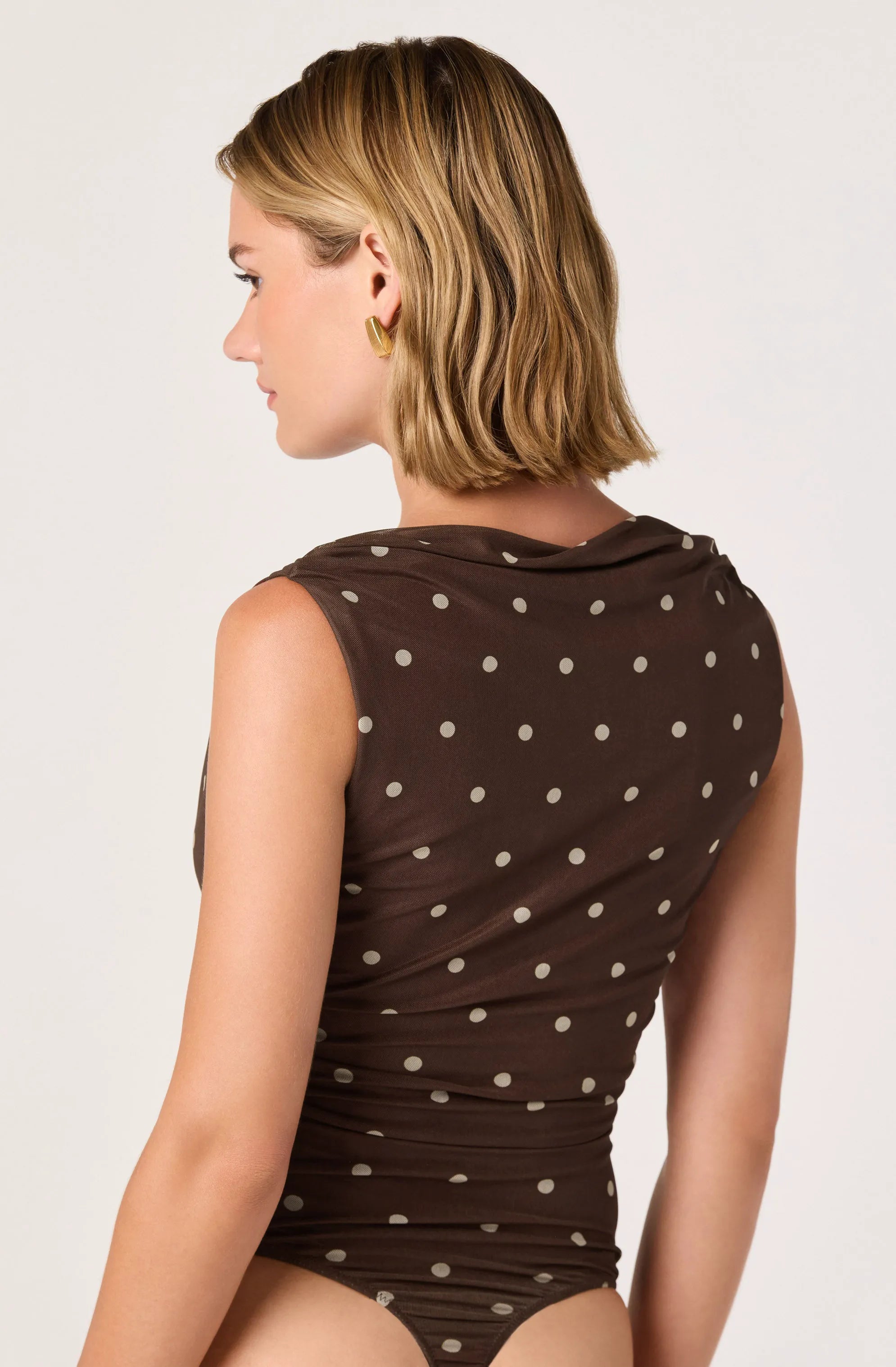 XS