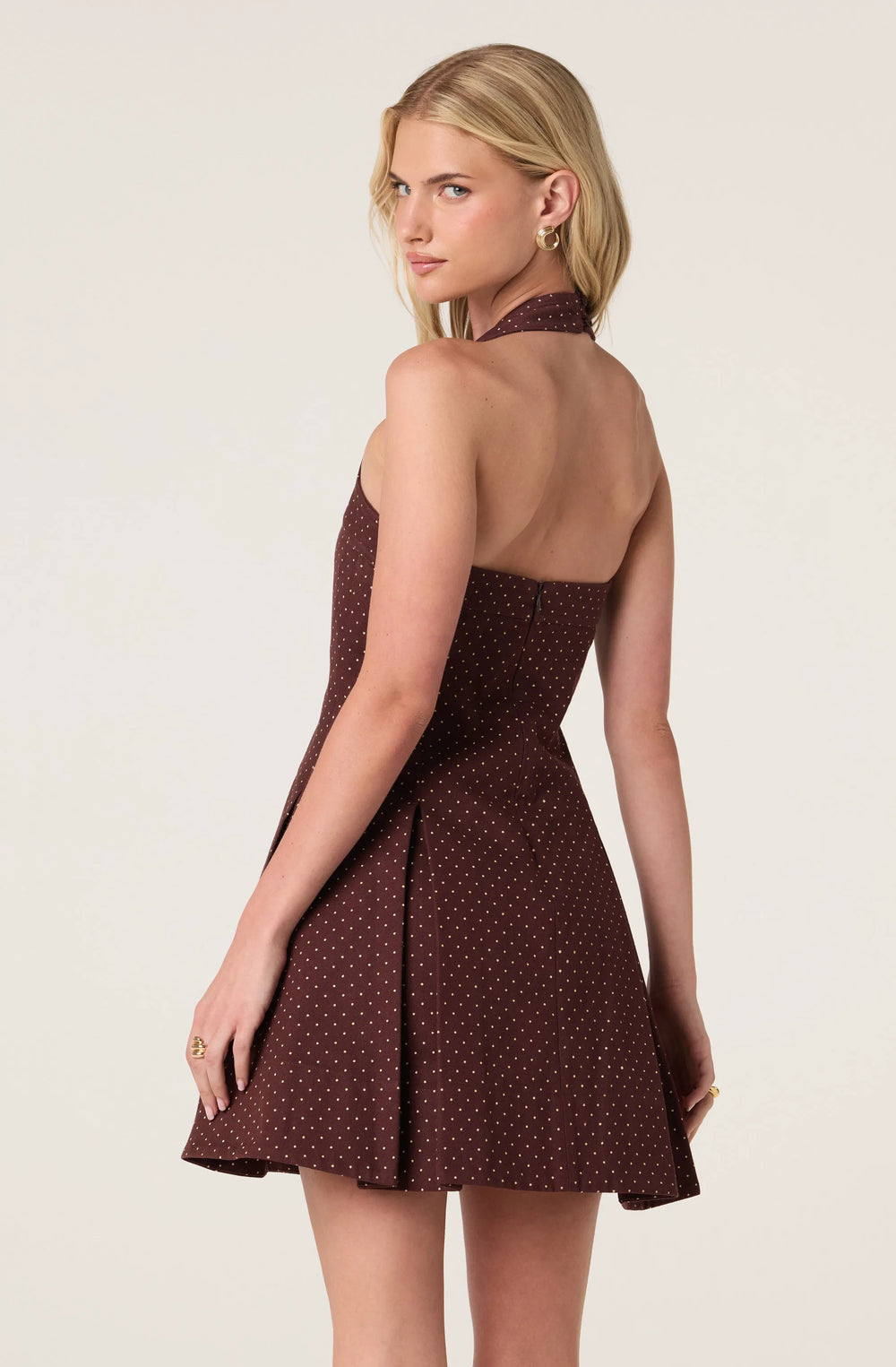XS