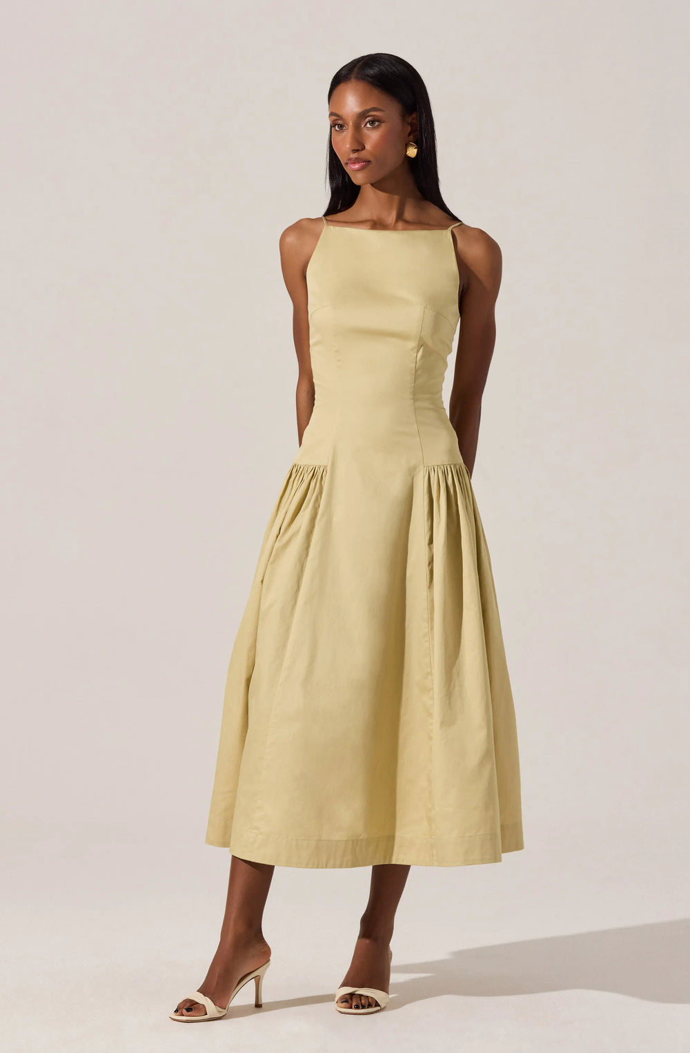 Light khaki