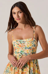 XS
