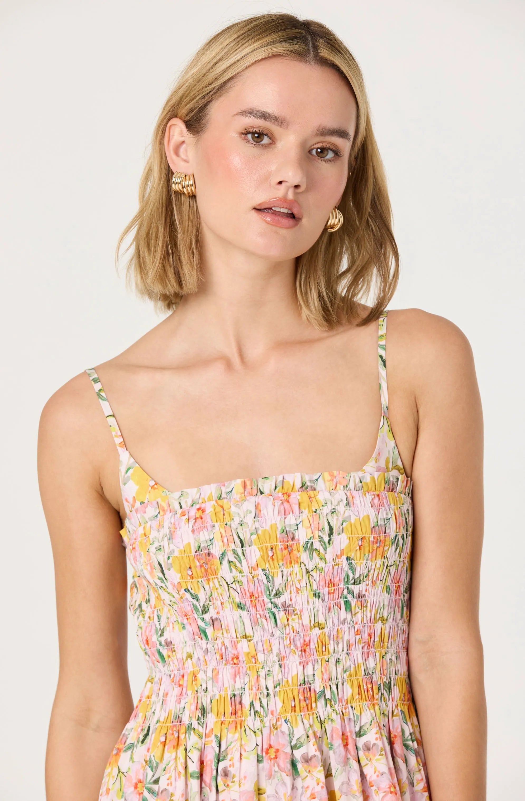 XS