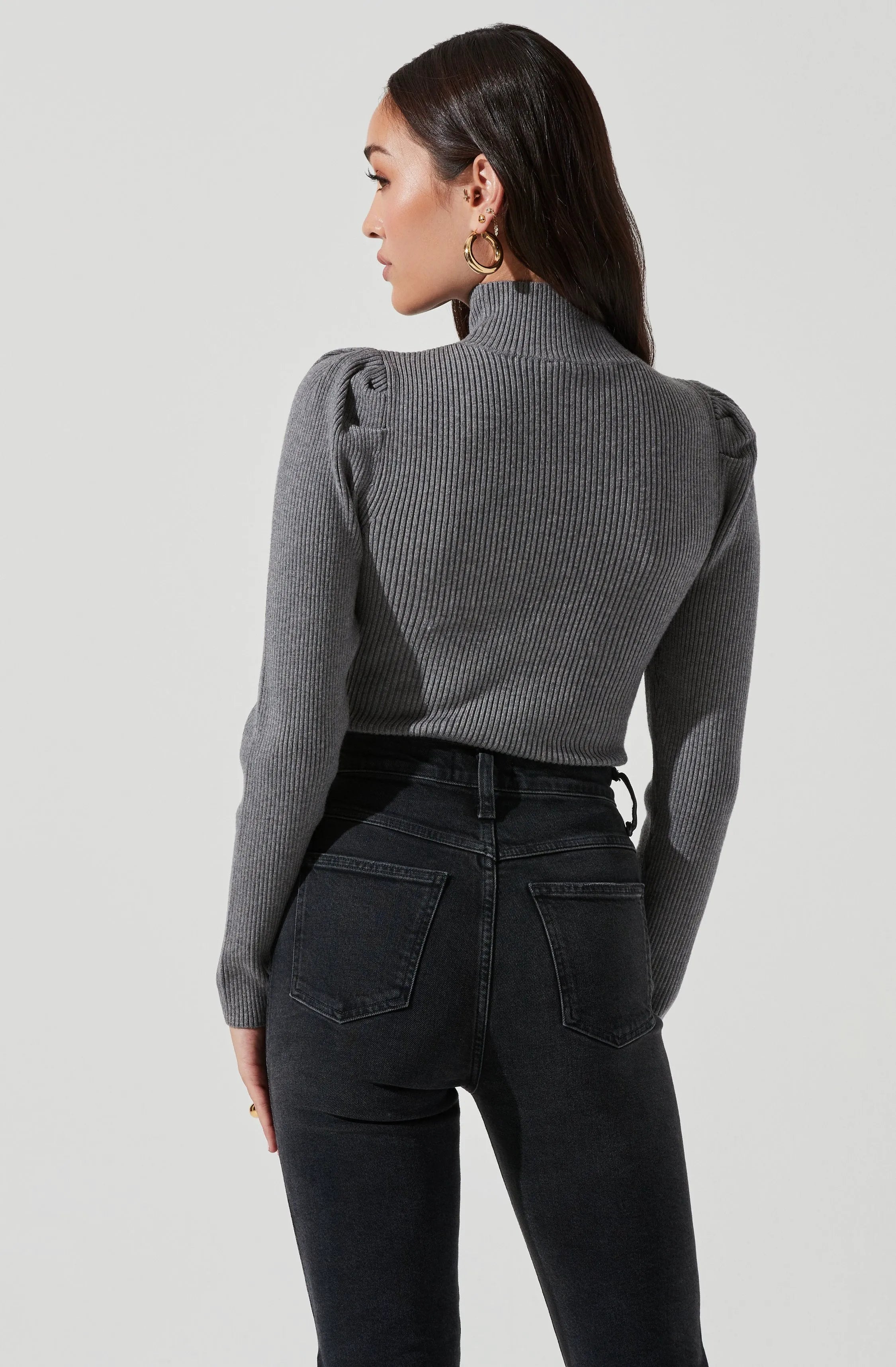 HEATHER GREY