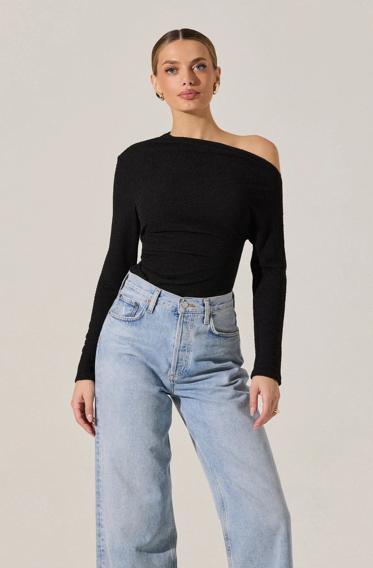 XS