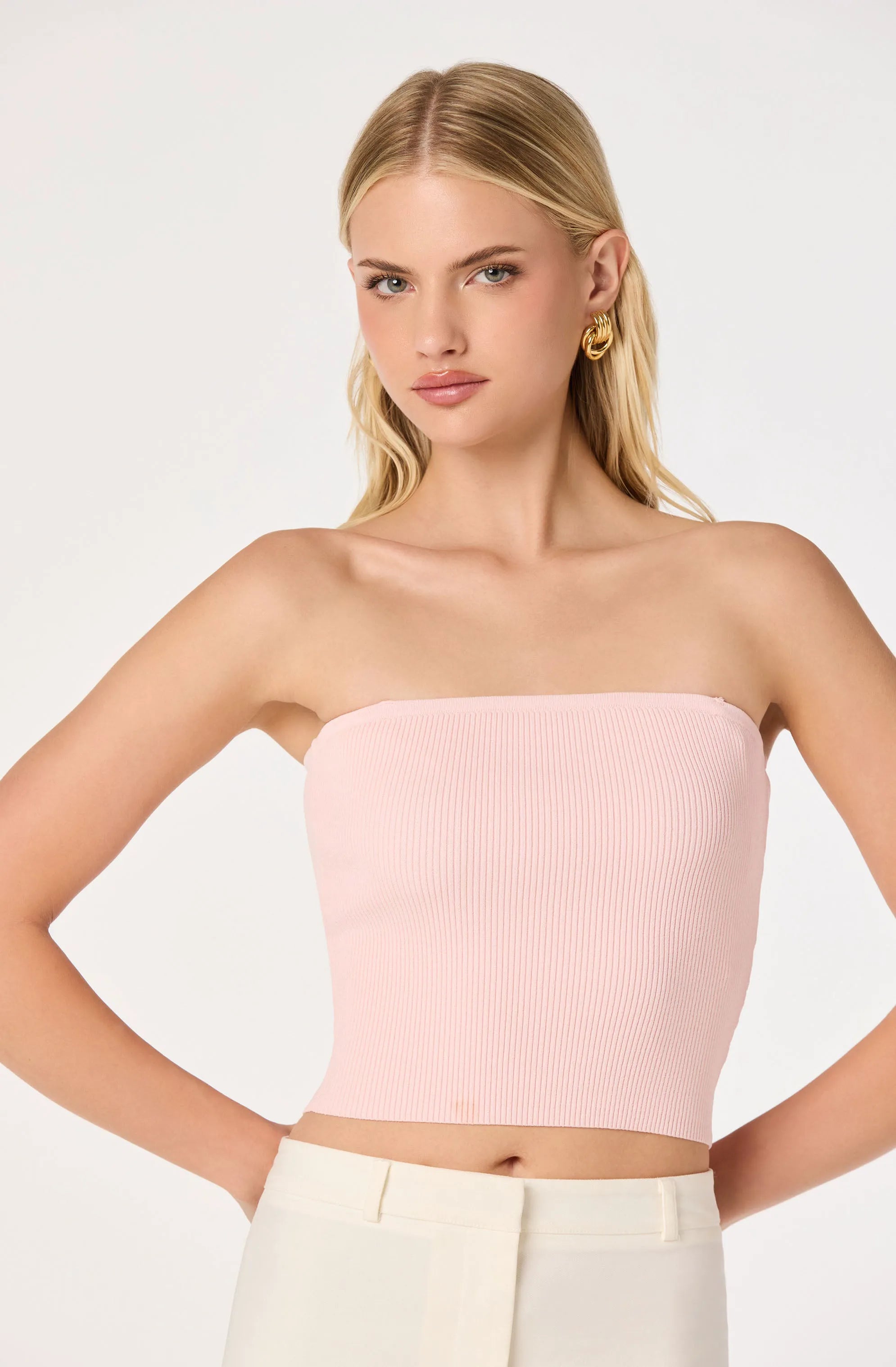 XS