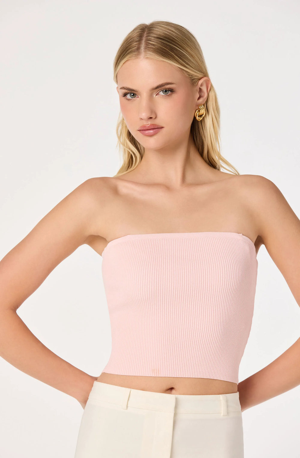 XS